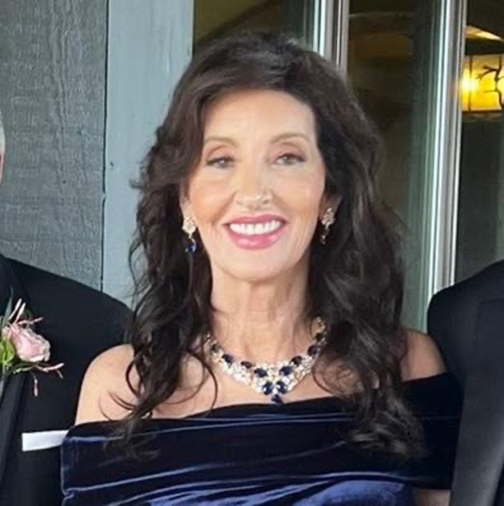 Meet your Posher, Lauralee